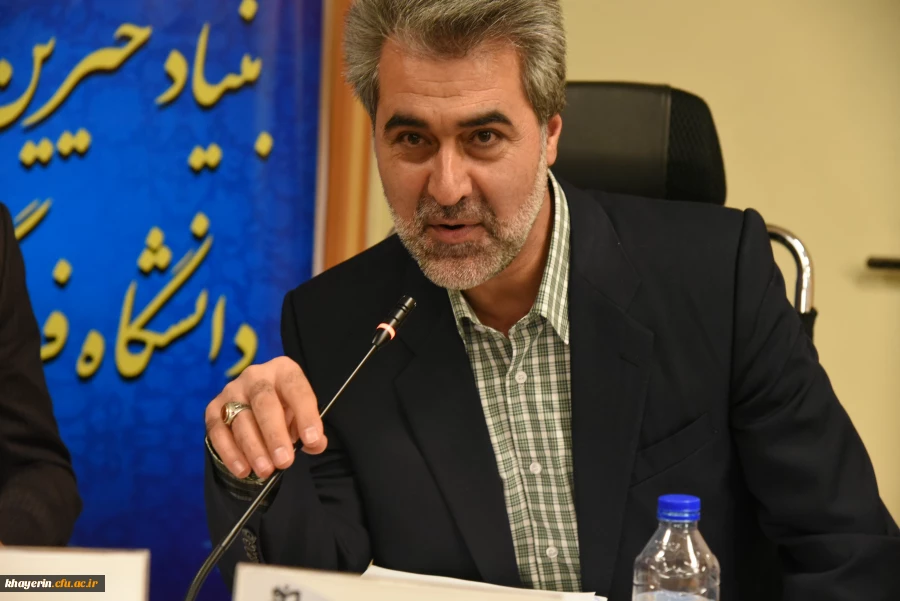 مدیر عامل بنیاد خیرین 2