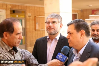 بازدید دکتر خنیفر از مرکز آموزش عالی کاشان