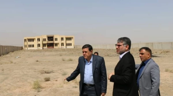 بازدید دکتر خنیفر از مرکز آموزش عالی کاشان و زمین جهت احداث دانشگاه فرهنگیان