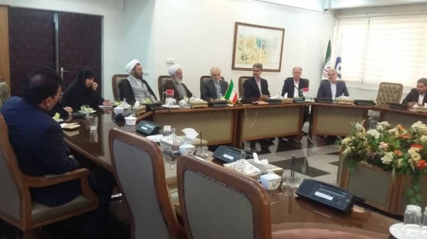 نشست اعضای بنیاد با جناب آقای دکتر صالحی