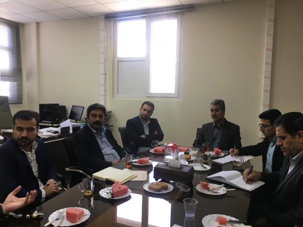 دومین نشست مدیر عامل بنیاد  با رییس شعبه بانک ملت و کارشناسان سامانه محب