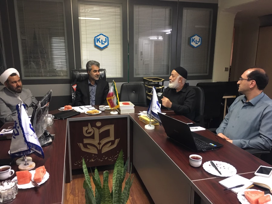 نشست کارکنان بنیاد خیرین حامی دانشگاه فرهنگیان با گروه تهیه کننده گان هنری جهت ساخت تیزر 2