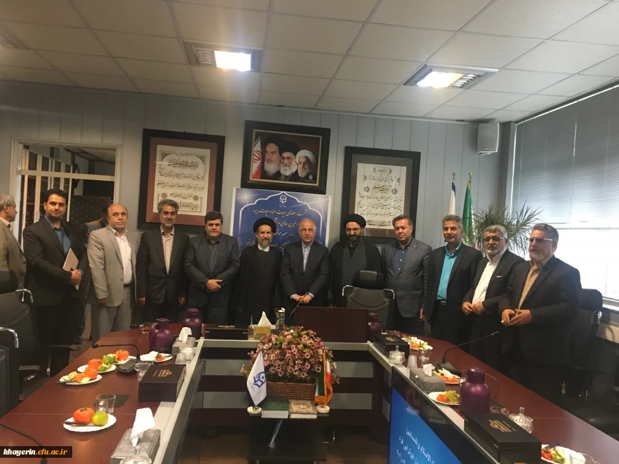 نشست حجت الاسلام والمسلمین حاج سید محمد حسن ابوترابی فرد با هیات مدیره و هیا امنا بنیاد خیرین حامی دانشگاه فرهنگیان  8