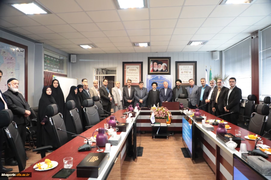 نشست حجت الاسلام والمسلمین حاج سید محمد حسن ابوترابی فرد با هیات مدیره و هیا امنا بنیاد خیرین حامی دانشگاه فرهنگیان  6