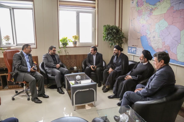 نشست حجت الاسلام والمسلمین حاج سید محمد حسن ابوترابی فرد با هیات مدیره و هیا امنا بنیاد خیرین حامی دانشگاه فرهنگیان  14