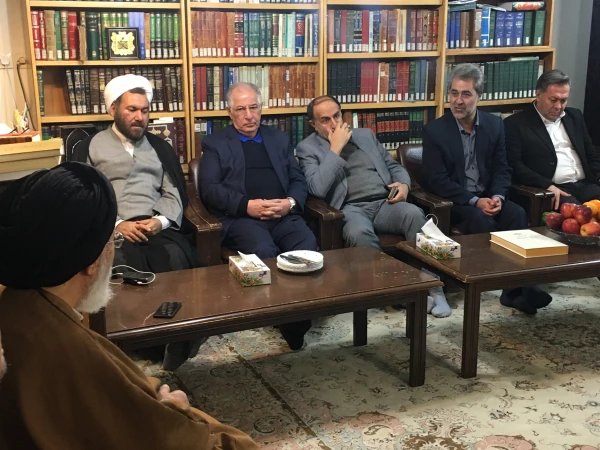 حضور در بیت آیت الله سیدان (3)