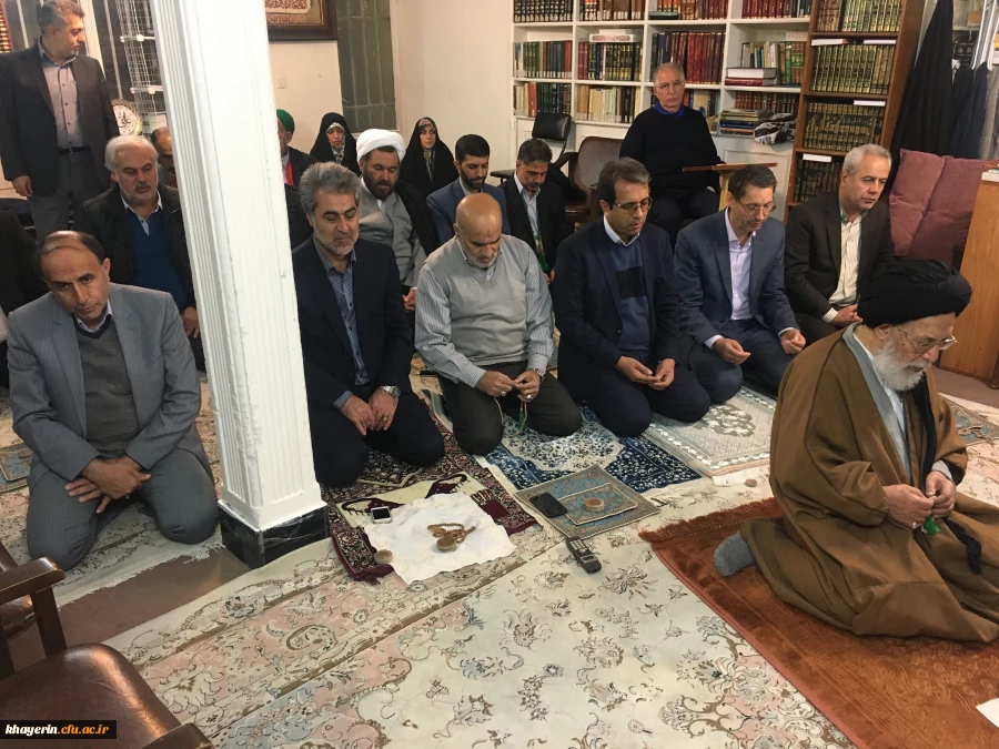 حضور در بیت آیت الله سیدان (8)