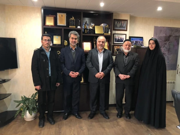 حضور مدیر عامل و کارکنان بنیاد خیرین حامی دانشگاه فرهنگیان در بنیاد نیکوکاری جمیلی 2