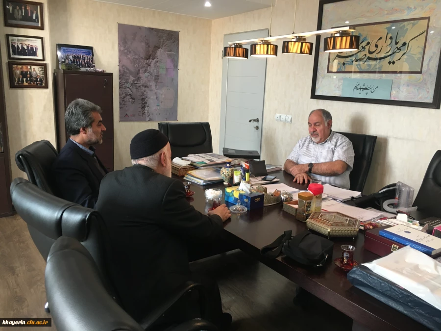 حضور مدیر عامل و کارکنان بنیاد خیرین حامی دانشگاه فرهنگیان در بنیاد نیکوکاری جمیلی 3