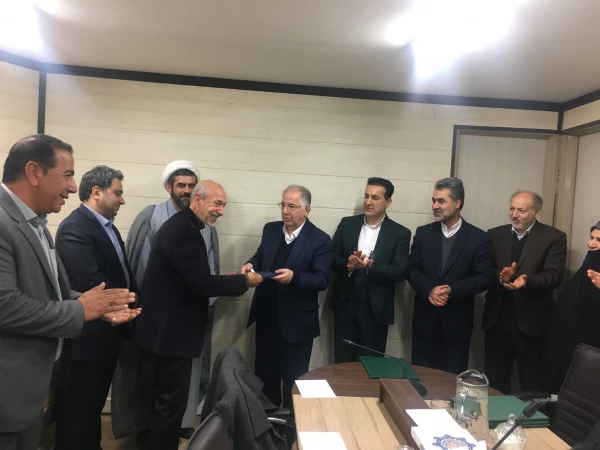 دومین جلسه ی هیئت مدیره ی استان البرز با حضور هیئت مدیره ی بنیادخیرین حامی دانشگاه فرهنگیان 8