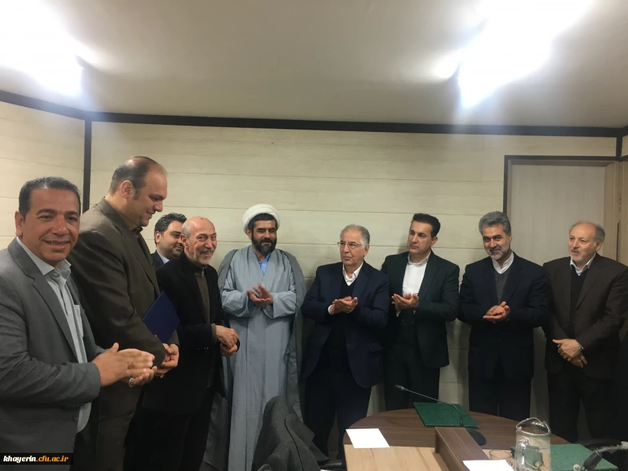 دومین جلسه ی هیئت مدیره ی استان البرز با حضور هیئت مدیره ی بنیادخیرین حامی دانشگاه فرهنگیان 9