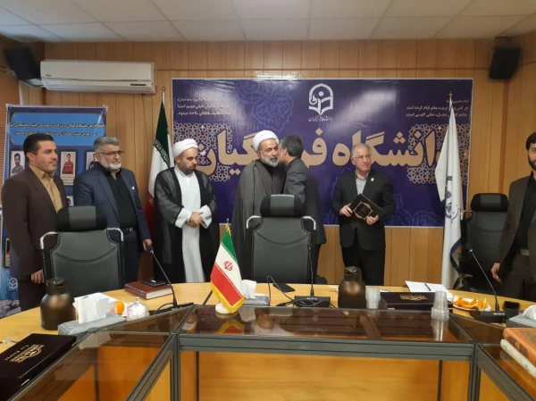 نشست کمیته کارآفرینی بسیج اساتید با هیات مدیره بنیاد خیرین حامی دانشگاه فرهنگیان 6