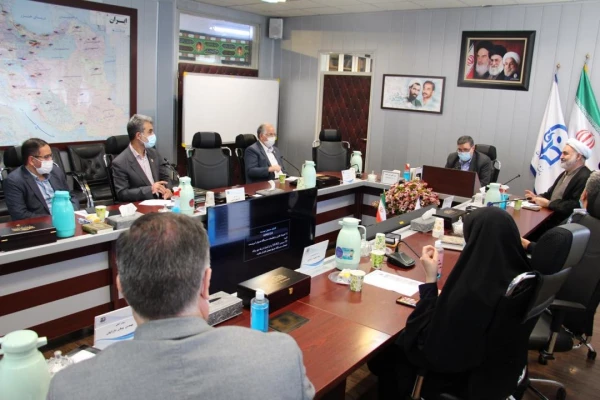 بیست و یکمین نشست اعضا هیات مدیره بنیاد خیرین حامی دانشگاه فرهنگیان 17