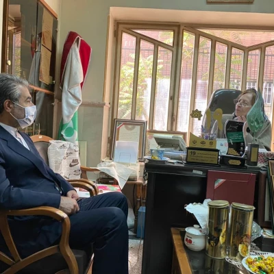 دیدار مدیر عامل بنیاد با خیّر نمونه کشور سرکار خانم دکتر ساعی 3