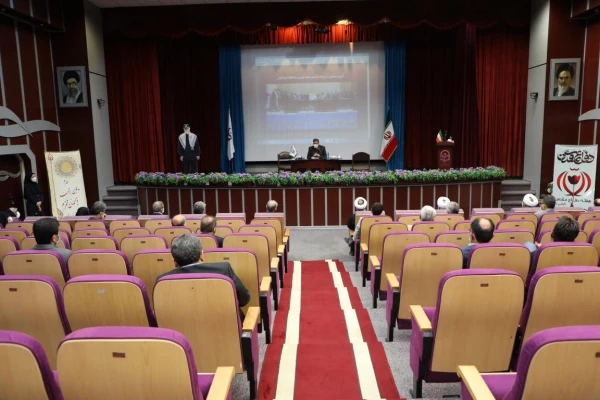 نشست مشترک اعضای محترم هیات امناء و هیات مدیره بنیاد خیرین حامی دانشگاه فرهنگیان با حضور معاون محترم مشارکت های امور اجتماعی وزارت کشور برگزار گردید. 4