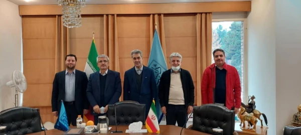 نشست مشترک مدیر عامل بنیاد خیرین حامی دانشگاه فرهنگیان با رئیس دانشگاه شهید بهشتی  3