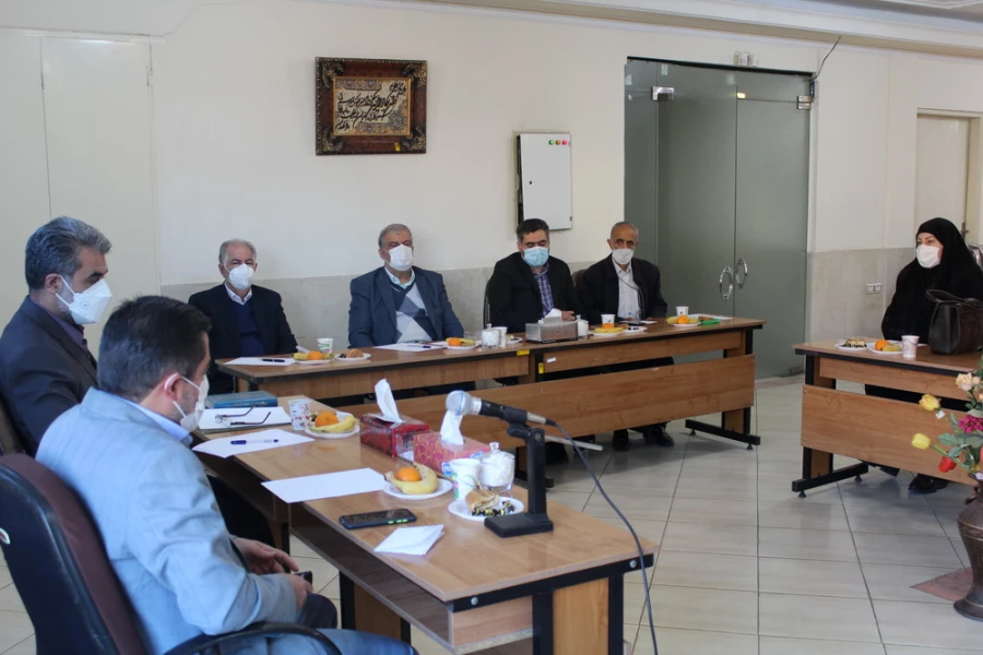 نشست هیات مدیره بنیاد خیرین استان قزوین حامی دانشگاه فرهنگیان با حضور رئیس محترم هیات مدیره و مدیرعامل محترم ستاد مرکزی  3